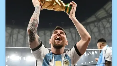 激情对决！托利马体育展交锋霸主之姿，挑战阿利安萨，谁将问鼎荣耀？